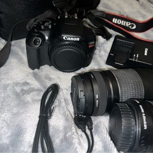 Rebel T6 Camera with extended lens